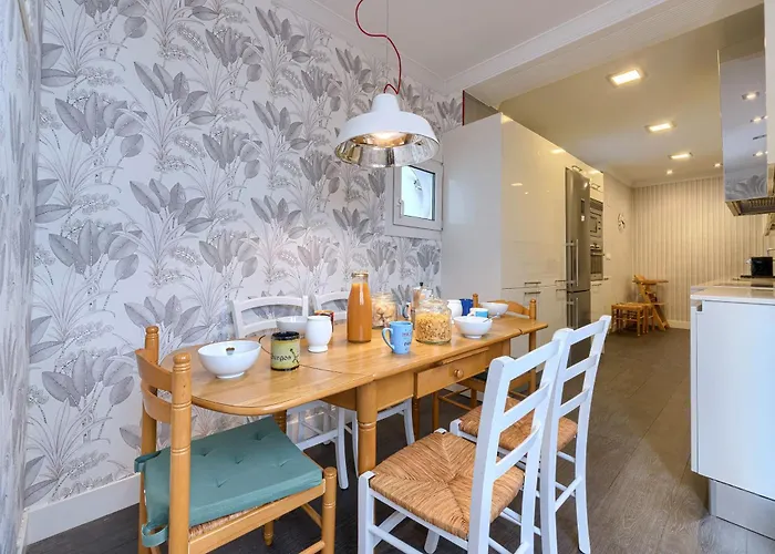 Azkuna Plaza & Vista Alegre By Next Stop * Бильбао