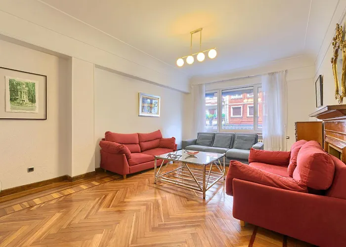 Azkuna Plaza & Vista Alegre By Next Stop Bilbau